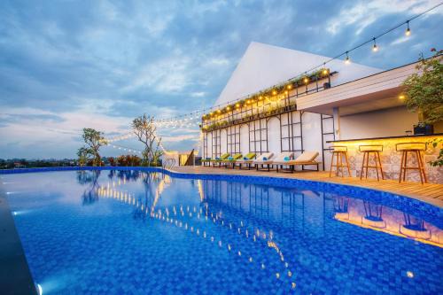 Blahbatuh Hotel | Serene RV Hotel Kutus Kutus in Gianyar, Bali – Oceanfront Bliss