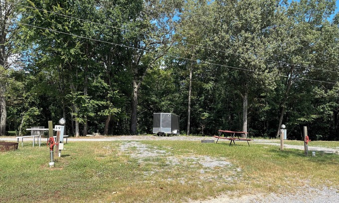 Aurora RV Rental | Pet-Friendly RV Site #3: Big Rig Access & Breakfast Included