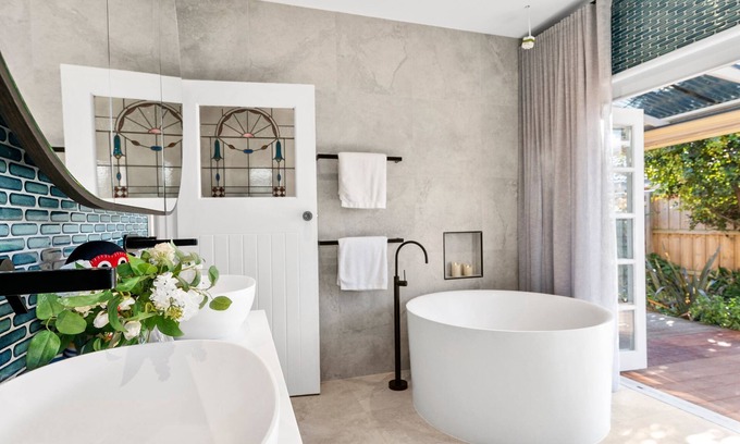 Rye House | RYE Cottage: Experience Local Living with Pet-Friendly Comfort