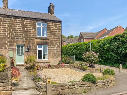 Matlock House | Highly Rated Ryecroft: Pet & Child Friendly Getaway