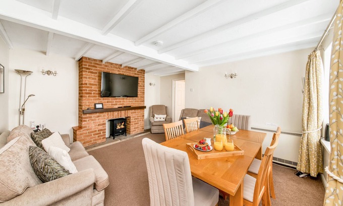 Thirsk Cottage | Idyllic Getaway | Ryedale Hall Cottage with Spa & Pool
