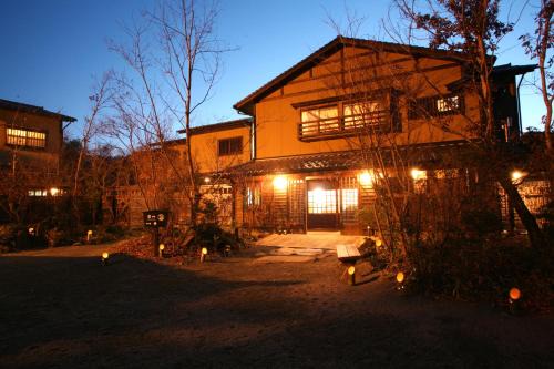 Kurokawa Onsen Hotel | Relax at Ryokan Kono-Yu: 4-Star Retreat with Hot Tub