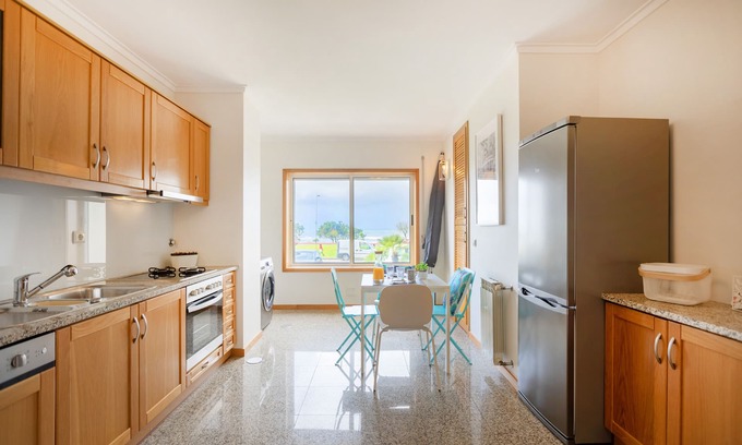 Sao Felix Da Marinha Apartment | Relax at São Félix Seaside Oasis with Spa & Breakfast