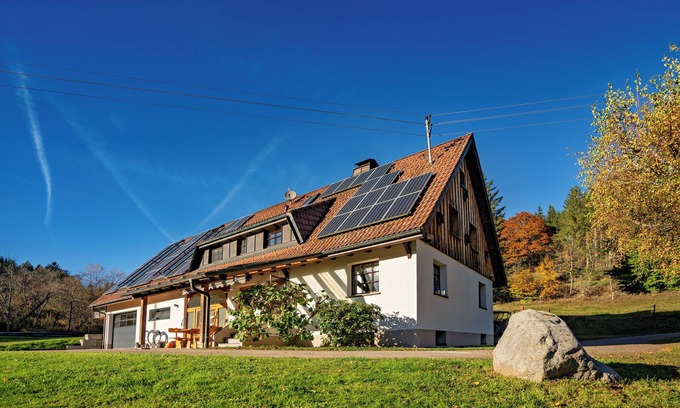 Lenzkirch House | Family-Friendly Sägerhäusle Grünwald with Pool & Spa Access