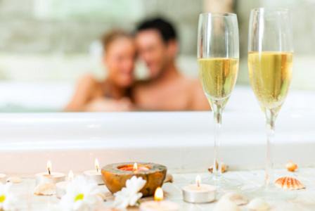Sarraziet House | Relaxing Retreat for Two with Jacuzzi & Massage Options