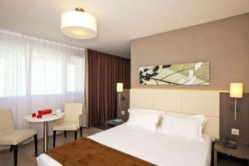 Montreuil Apartment | Pet-Friendly Séjours & Affaires Montreuil Saint Mandé