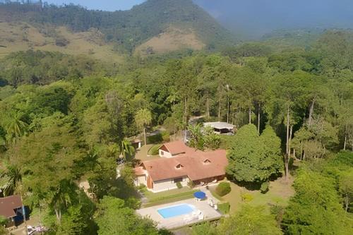 Regiao Visconde de Maua House | Discover Casa de Temporada Penedo with Pool and Breakfast