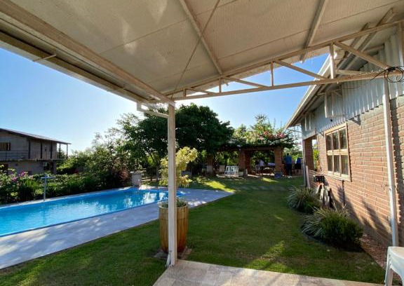 Portao House | Inviting Retreat at Sítio de Final de Semana for Families