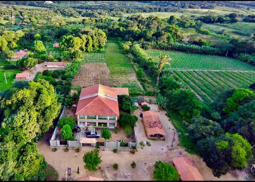 Tiangua House | Discover Sítio Escondido: Family & Pet-Friendly Retreat