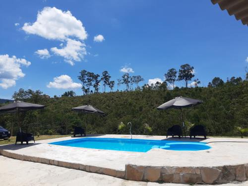Mairipora House | Relax at Sítio Kaleo: Pet Friendly with a Pool Oasis