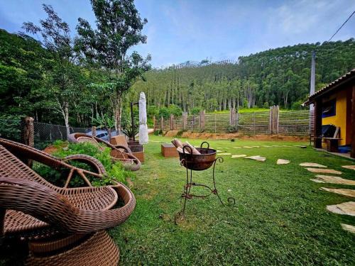 Sao Luiz Do Paraitinga House | Relax at Sítio O Gajo: Oceanfront Retreat for Families
