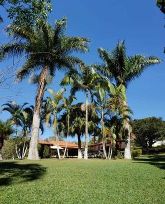 Quadra House | Pet-Friendly Retreat with Pool at SÍTIO SANTA ROSA