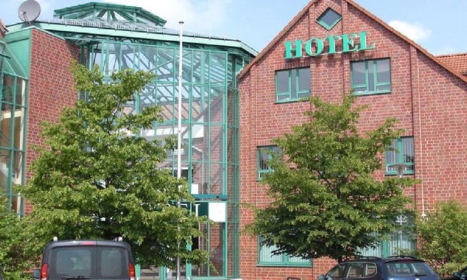 Magdeburg Hotel | Discover Síu Hotel Magdeburg: Accessible Comfort Awaits