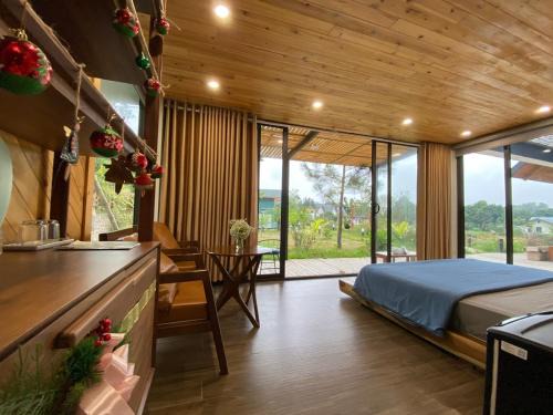 Soc Son Cabin | Cozy Sóc Sơn Homestay - Bird House with Pool & Pet Friendly
