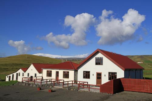Solheimahjaleiga House | Discover Sólheimahjáleiga Guesthouse: 9.1 Rated Comfort