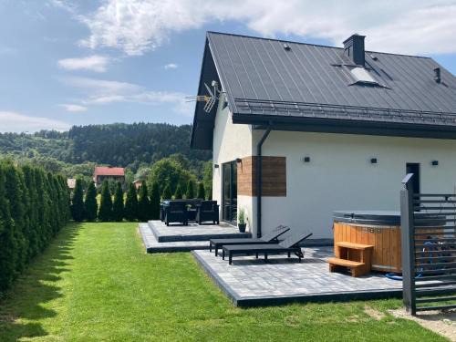 Kroscienko nad Dunajcem House | Unforgettable Oceanfront Retreat at Słoneczna Dolina