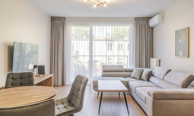 Katowice Apartment | Słoneczna Harmony Stay 37A Apartment