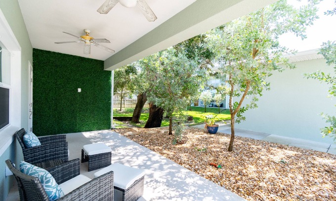 Crescent Beach Condo | Oceanfront SōLE: Pet Friendly with Breathtaking Views