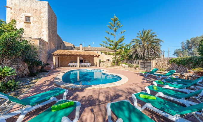 Santanyi Villa | Discover S'ALQUERIA ROTJA: Historic Estate with Pool