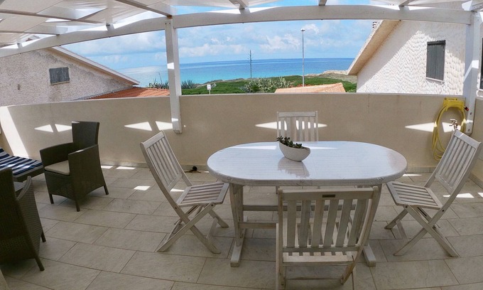 Putzu Idu Apartment | Seaside Serenity at S'arena Soada with Spa & Hot Tub