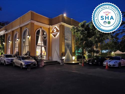 Nuanchan Hotel | Discover S Bangkok Hotel, Navamin: Serene Oceanfront Retreat