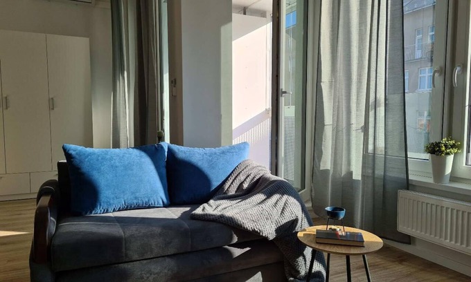 Old Town Apartment | S Cozy apartment in charming Bratislava with WiFi
