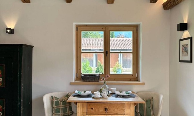 Egern Apartment | Relaxing Retreat: S'gloane Chalets at Tegernsee Lake