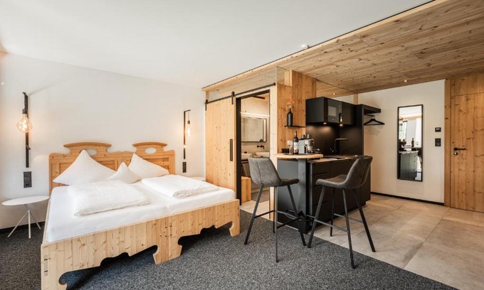 Mosern Apartment | Oceanfront s'Hoamatl Dorfkrug Appartements with Top Amenities