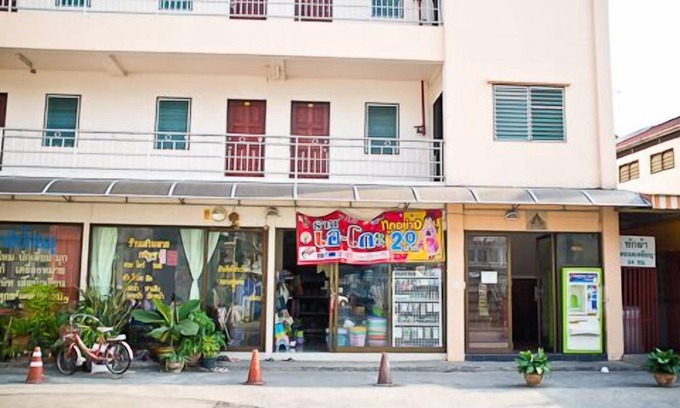 Bang Khen Hotel | Budget-Friendly S&P Service Apartment with Kitchen Amenities