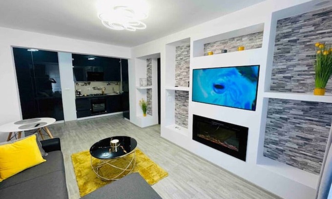 Timisoara Apartment | Convenient S & S Apartment's Timisoara Central with Breakfast