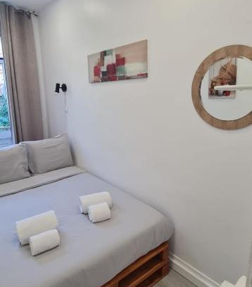 Marvila Apartment | Discover Family-Friendly Comfort at S.Soares Grey Beato