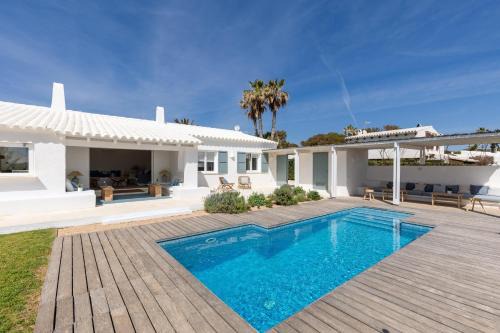 Cap d'en Font Villa | Inviting Sa Blava: Family-Friendly Retreat with Pool Access