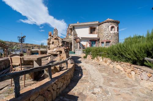 Posada House | Family-Friendly Stay at Sa Burrida - Rated 9/10 by Guests