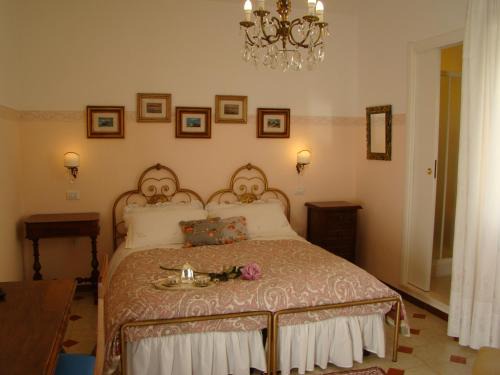Ploaghe Bed & Breakfast | Exceptional Sa Chessa B&B: Family-Friendly Experience Awaits