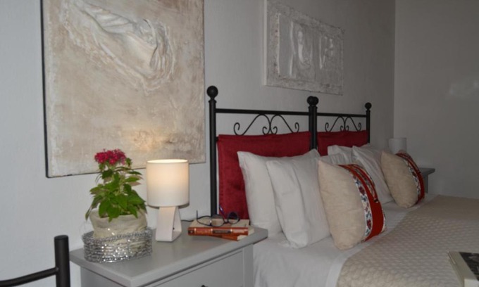 Lula Bed & Breakfast | Pet-Friendly Sa Corte Nova with Top Amenities & 9.5 Rating