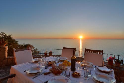 Banyalbufar House | Experience Sa Cova Banyalbufar with Oceanfront Views