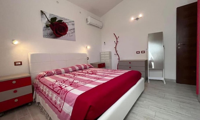 Castiadas Apartment | Sa Domu Nosta: Oceanfront Apartment with High Guest Ratings