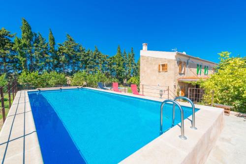 Maria de la Salut Villa | Charming Sa Vinya Des Compte with Oceanfront Pool Access