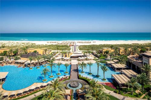 Abu Dhabi Resort | Elegant Saadiyat Rotana Resort with Ocean View & Spa