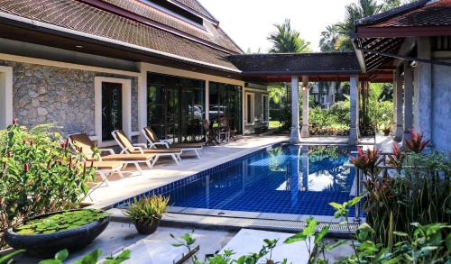 Khuekkhak Villa | Relax at Sabai Private Pool Villa Khao Lak with Ocean Views