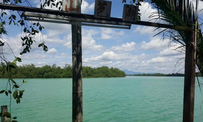 Sabak Aur Hotel | Family-Friendly Sabak Awor Resort with Kitchen and Breakfast