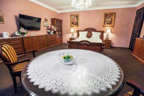 Lviv House | Oceanfront Bliss at Saban Deluxe - Rated 10/10 by Guests