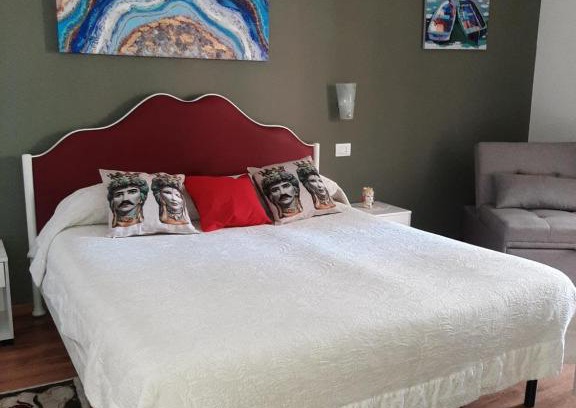 Rosolini Bed & Breakfast | Pet-Friendly Sabbia del Sud Affittacamere with Kitchen Access