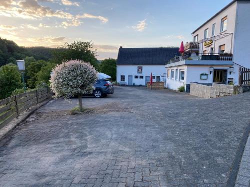 Ubereisenbach House | Oceanfront Retreat at Sabine’s Gästehaus: Guest Rated 8.8