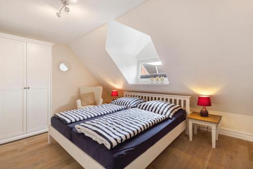 Glueckstadt Apartment | Family-Friendly Sabines Ferienwohnung - Pet Welcoming Retreat