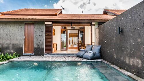 Mambal Villa | Sabuh Mas Villa Ubud by Aswanaya