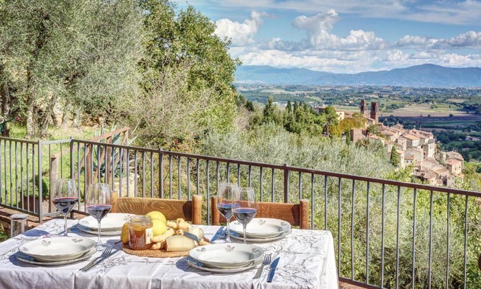 Scrofiano Villa | Explore SacroFanum Villa: 4-Star Oceanfront Escape