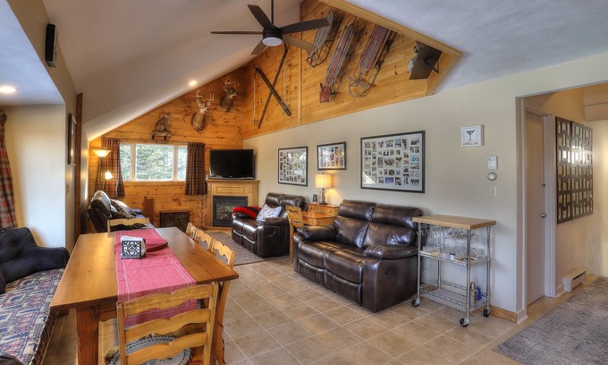 Rangeley Condo | Unmatched Ski-In/Out Experience at Saddleback - White Birch #1