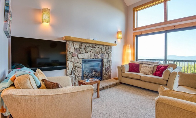 Rangeley Condo | Saddleback - Rock Pond Condo Green Drake #5 - Ski in/Ski out!