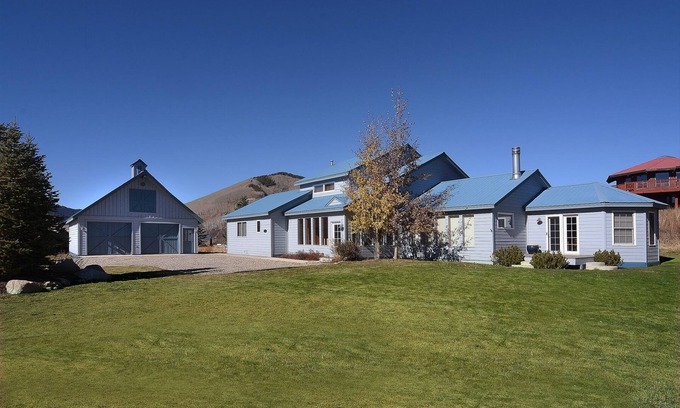 Crested Butte House | Idyllic 4 Bedroom Home with Hot Tub & Scenic Views